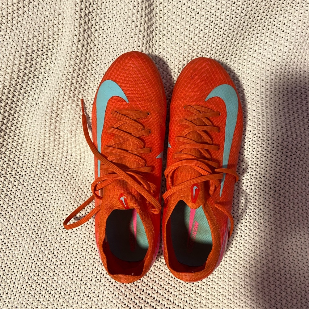 Nike Kids Orange and Teal Sneakers